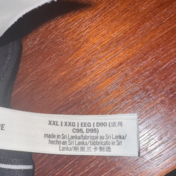 PINK Victoria's Secret Black Triangle Bra - Picture 8 of 8